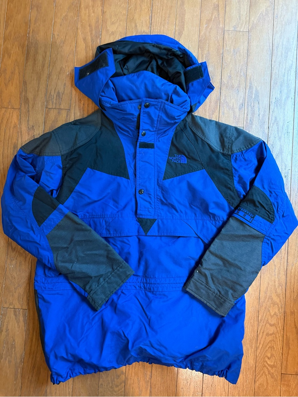 The North Face Blue and Black Ski Pullover Jacket Large